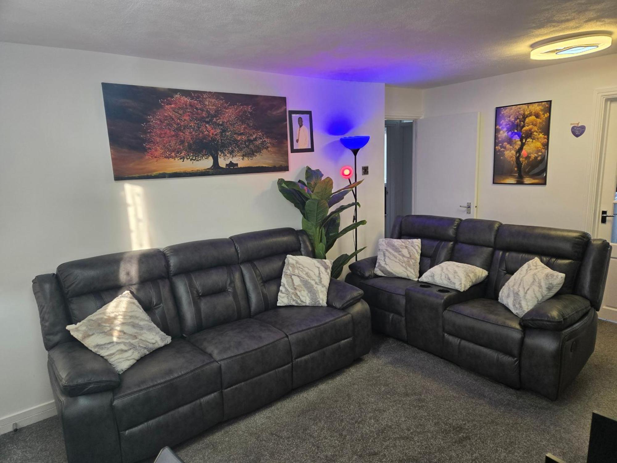 Homestay A Cosy With King Sized Bed Birmingham